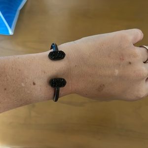 Kendra Scott bracelet